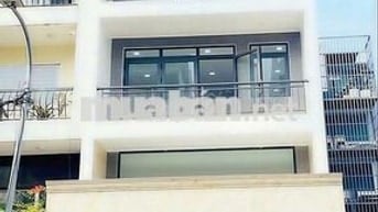SIÊU PHẨM 4 SÀN TRỐNG SUỐ -345 CMT8 - DTSD hơn 500m2, Giá chỉ 55 triệu