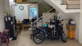 NHÀ HXH 1027 HUỲNH TẤN PHÁT Q7, 3 PHÒNG NGỦ, HẺM THÔNG OTO ĐỖ CỬA