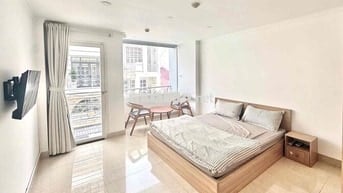 Cho thuê căn hộ 2PN Ban công, Máy giặt riêng Q1 gần cầu Ông Lãnh