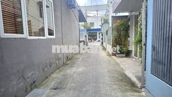 Bán nhà 1 trệt 2 lầu cạnh siêu thị Coopmart, đường Trưng Nữ Vương, VL