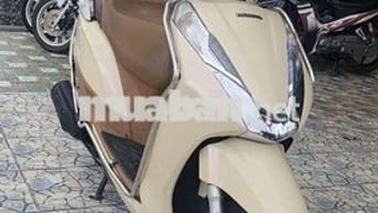 Honda Lead 125 nguyên zin máy ngon xe đẹp.