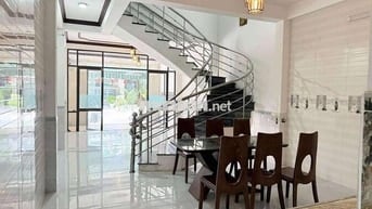 NHÀ MẶT TIỀN 3TẦNG MỚI ĐẸP, 4PN, NỘI THẤT CƠ BẢN,KHU NGUYỄN THẾ LỘC