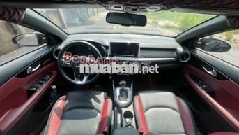 Kia K3 Premium 2.0 AT 2022