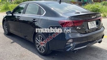Kia K3 Premium 2.0 AT 2022
