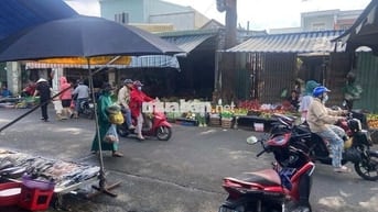 NHÀ CẤP 4 MẶT TIỀN CHỢ 168M2 ĐƯỜNG ĐĂNG THÚC VỊNH HUYỆN HÓC MÔN.