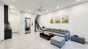 MẶT NGÕ THÔNG – GẦN PHỐ – TIỆN ÍCH BỦA VÂY - TT BA ĐÌNH - HOÀNG HOA TH