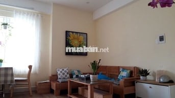 Cho thuê căn hộ sạch đẹp 60m2, căn góc, 2 phòng ngủ, chung cư Xuân Phú