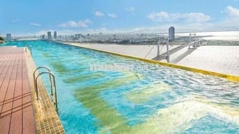 Cần bán stodio trực diện viu vịnh,tại khách 5* dát vàng ,bể bơi vô cực