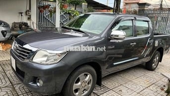 Toyota Hilux 2012 2.5E 4x2 MT - 122000 km
