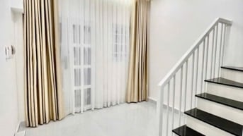 Bán nhà mới Cô Giang, Q1 giá rẻ chỉ 3,2 tỷ