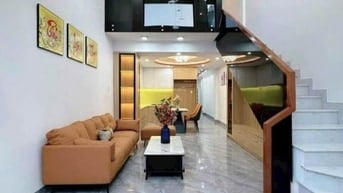 NHÀ ĐẸP NGAY NGUYỄN TRỌNG TUYỂN, TÂN BÌNH GẦN 50M² GIÁ CỰC HỜI!!!