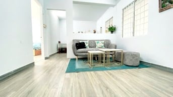 Căn hộ  Bàu cát,Tân BÌnh: 2p ngủ, NTCB, ban công, 6,8tr