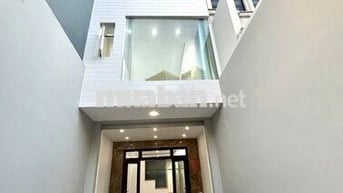 SIÊU PHẨM ỐP KÍNH! Nhà 333A Võ Văn Tần Quận 3. Nhà mới 100%,DTSD 500m2