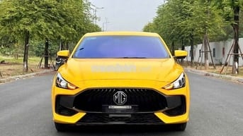 MG5 luxury sx 2022 màu vàng