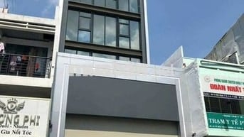 MẶT TIỀN ỐP KÍNH CỰC ĐẸP 542C NGUYỄN ĐÌNH CHIỂU– TRỆT LỬNG 4 LẦU