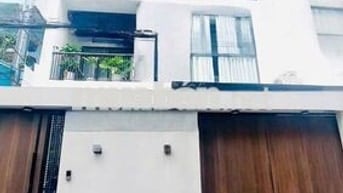 Cho thuê nhà 436A Đường 3/2, Phường 12, Quận 10.
