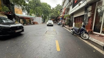  Mặt phố Hàng Than giá 17 tỷ, 28mx5 tầng, HIỆN KD tốt