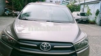 Toyota Innova 2016 2.0E - 282000 km