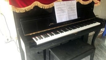 Bán đàn piano cơ Wilson A-250 Nhật Bản