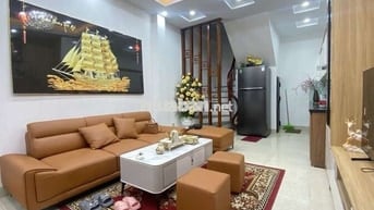 Bán nhà phố Cổ  Linh- đối diện TTTM Aeon Long Biẻn 30 × 7.150 tỷ