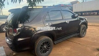 Toyota Fortuner 2015 2.7V 4x4 - 100000 km