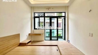 CĂN HỘ FULL NỘI THẤT - BAN CÔNG CHỈ TÍNH ĐIỆN NƯỚCNGAYNGUYỄN VĂN LƯỢNG
