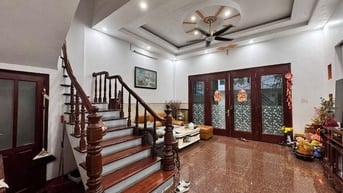 Bán nhà phân lô, ở ngay tại Lê Trọng Tấn 48m2, 14.7 tỷ, 2 thoáng trước