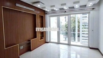 Cho Thuê Nhà Đường Đinh Bộ Lĩnh, Bình Thạnh (9PN, 10WC - Cho Làm CHDV)