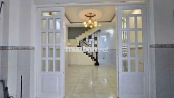 NHÀ SẠCH SẼ TRỆT, 2 LẦU, 4PN, 3WC, HẺM XE HƠI, GẦN NGÃ TƯ GA