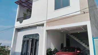 nhà 1 lầu tặng hết nội thất cực đẹp giá ngộp tôi bán lỗ