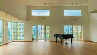 Bán hoặc cho thuê Penthouse tại River Garden Thảo Điền 4PN 330m2