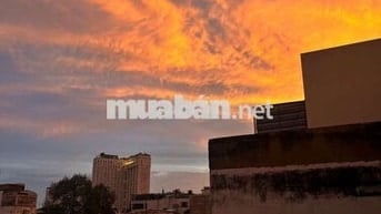 BÁN CĂN CHUNG CƯ CŨ MẶT TIỀN ĐẶNG DUNG QUẬN 1
