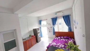 CHO THUÊ CHDV 30M2 FULL NỘI THẤT ĐƯỜNG NGUYỄN XÍ GẦN NGÃ TƯ HÀNG XANH