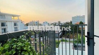1 PHÒNG NGỦ 1 PHÒNG KHÁCH NGAY ĐẠI HỌC NGUYỄN TẤT THÀNH