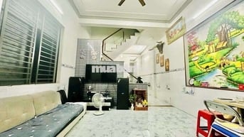 NHÀ 3 TẦNG ĐẸP, 103M² (NỞ HẬU 6M), PN TRỆT, OTO THÔNG, NHỈN 3 ĐỒNG TL