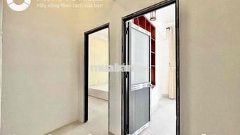 Khai trương căn hộ 2PN ban công mới 100% ngay công viên làng hoa GV