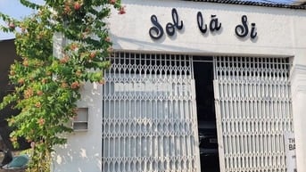Cho thuê nhà nguyên căn hẻm đối diện thép Quốc Tiến