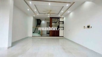 Nhà 3 tầng mặt tiền đường Lê Thanh Nghị sầm uất
