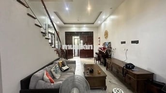 Bạn em đang cần bán gấp nhà 5t,38m tại Hà Cầu,Hà Đông chỉ nhỉnh 7 đồng