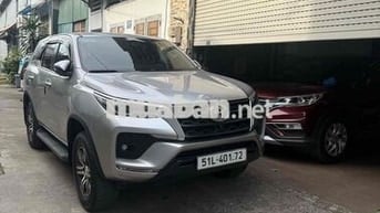 Toyota Fortuner 2022 2.4 4x2 MT - 90000 km
