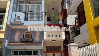 Nhà bán hẻm 8m đường Phan Xích Long, Phú Nhuận