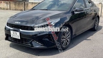 Kia K3 Premium 2.0 AT 2022