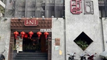 Nhà mặt tiền Sư Vạn Hạnh Q10 diện tích 9x18m Giá 50tr