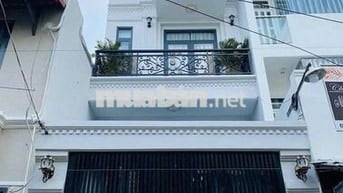 Cho thuê nhà 19A Tam Đảo, Phường 15, Quận 10 thông ra Trường Sơn