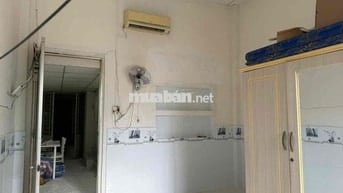 định cư bán ching cư lầu 2 Khu chợ lơn q5