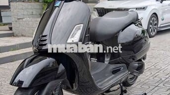 GTS SuperTech 300 HPE Đen 2022