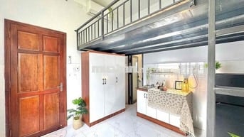 Cho thuê Duplex full nội thất cửa sổ lớn Gần Công Viên Làng Hoa
