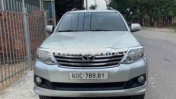 Chính chủ cần bán fotuner 2014 số tự động xe đẹp