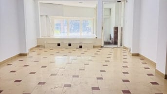Chính chủ bán nhà MT Cao Thắng - Q.10 - 6,8m x 15m - giá 75 tỉ