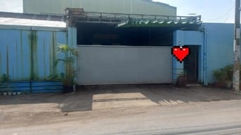 Cho thuê kho, nhà xưởng 1300m2 mặt tiền, giá tốt còn thương lượng